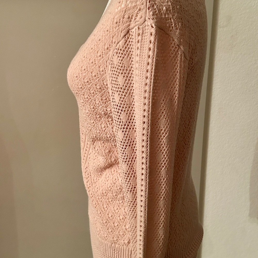 White House Black Market Blush V-Neck Sweater - Picture 3 of 5